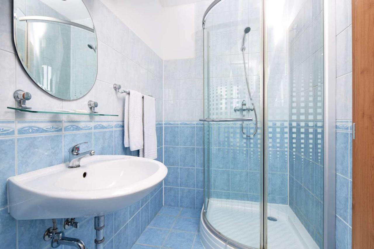 Amalka U Ripu Hotel Straskov Ngoại thất bức ảnh