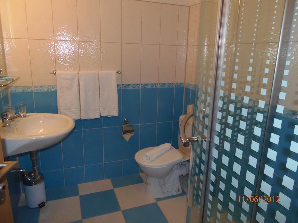 Amalka U Ripu Hotel Straskov Ngoại thất bức ảnh