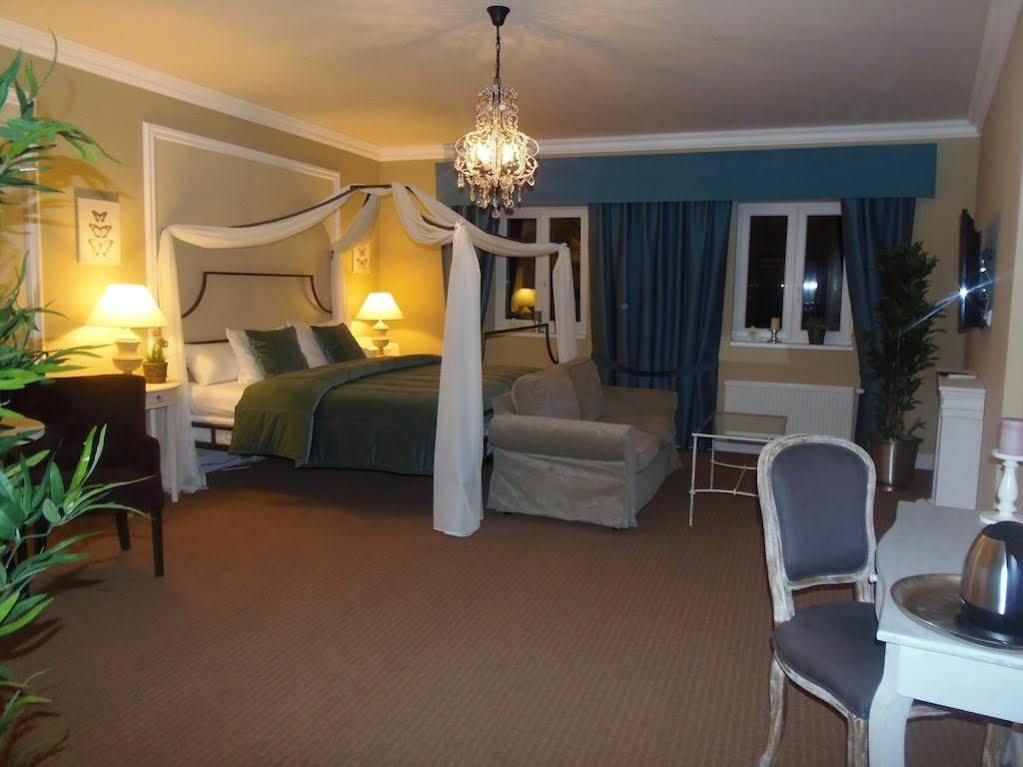 Amalka U Ripu Hotel Straskov Ngoại thất bức ảnh